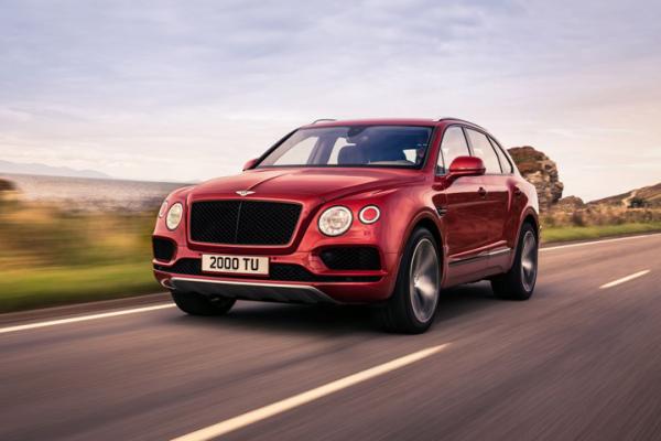 Bentley представили новый Bentayga V8